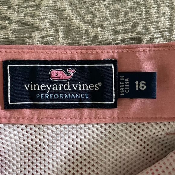 Vineyard Vines Performance Shorts - Picture 4 of 4